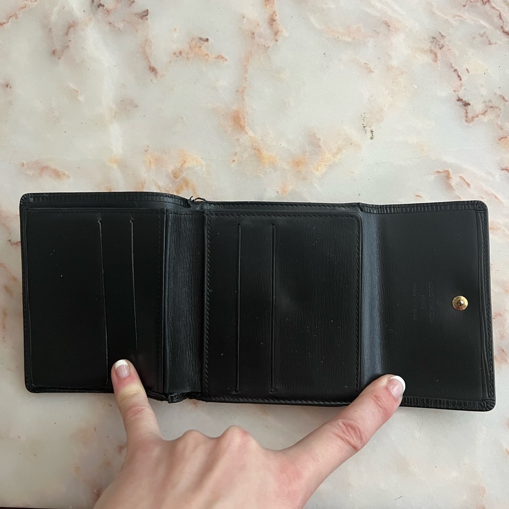 Louis Vuitton Epi Black Tassil Leather Elise Bifold Vintage Wallet SP1901 - Picture 7 of 10